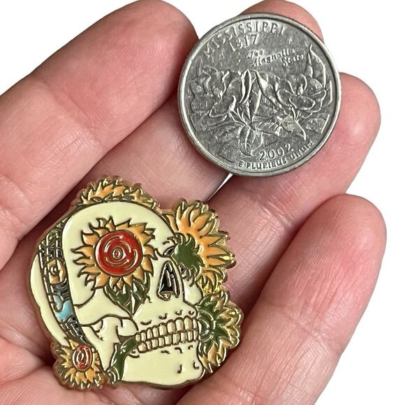 Vincent Van Gogh Inspired Artwork Sunflower Skull Enamel Pin - Picture 7 of 9